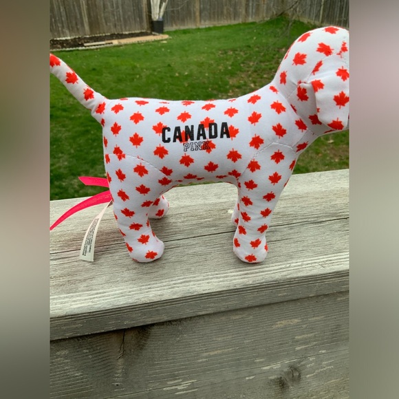 PINK VICTORIA SECRET Canada Leaf Print Limited Edition Stuffed Plush Dog NEW - Picture 9 of 12